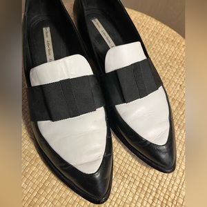 & Other Stories Black & White Pointed Toe Loafers Size 39 8.5